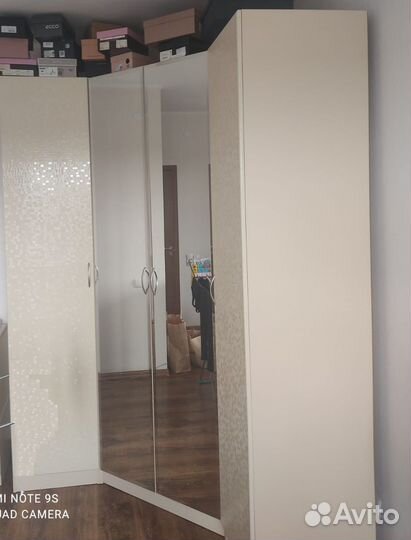 Угловой шкаф