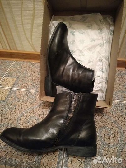 Ботинки женские