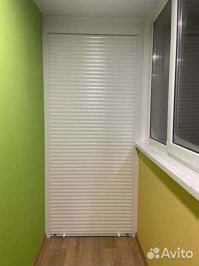 Шкаф с рольставнями на балкон на заказ с доставкой