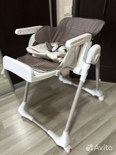 Стул для кормления happy baby Wingy brown