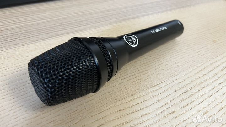 Студийный микрофон AKG P5S