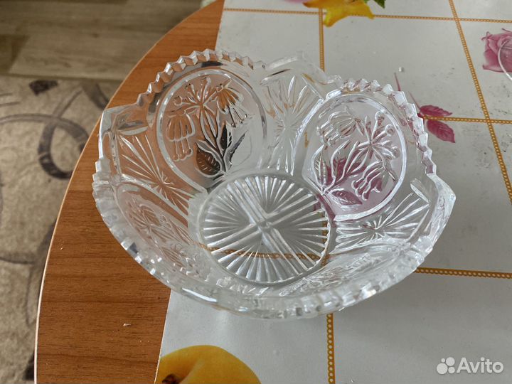 Конфетница салатник