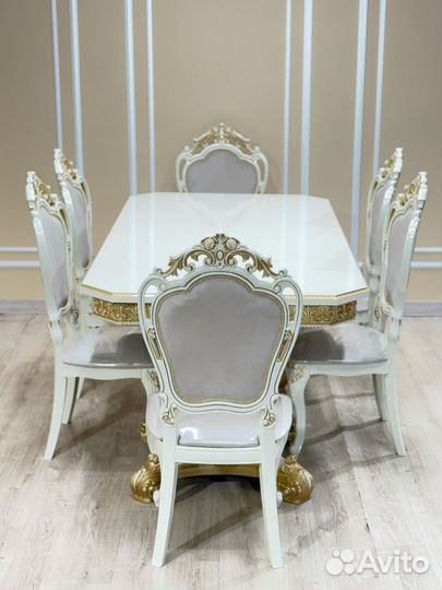 Стол обеденный со стульями
