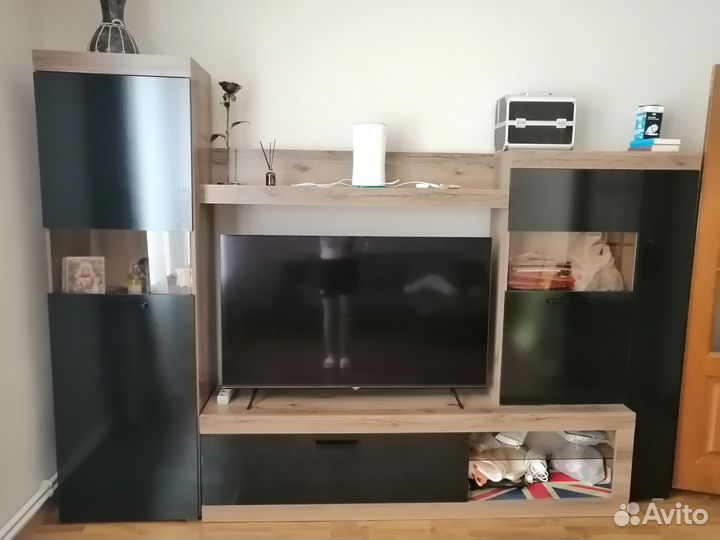 Стенка в гостиную