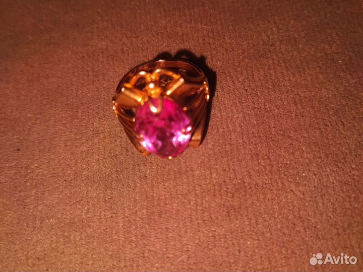 Золотое кольцо с рубином 583 проба СССР
