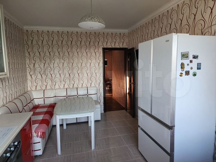 2-к. квартира, 61 м², 5/10 эт.