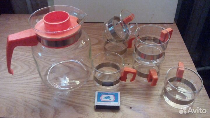 Графин с бокалами