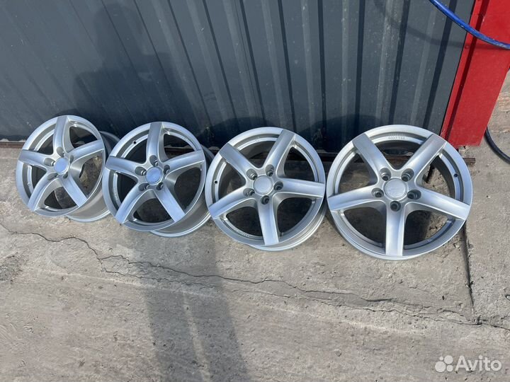 Диски Alutec Germany R17 5/112