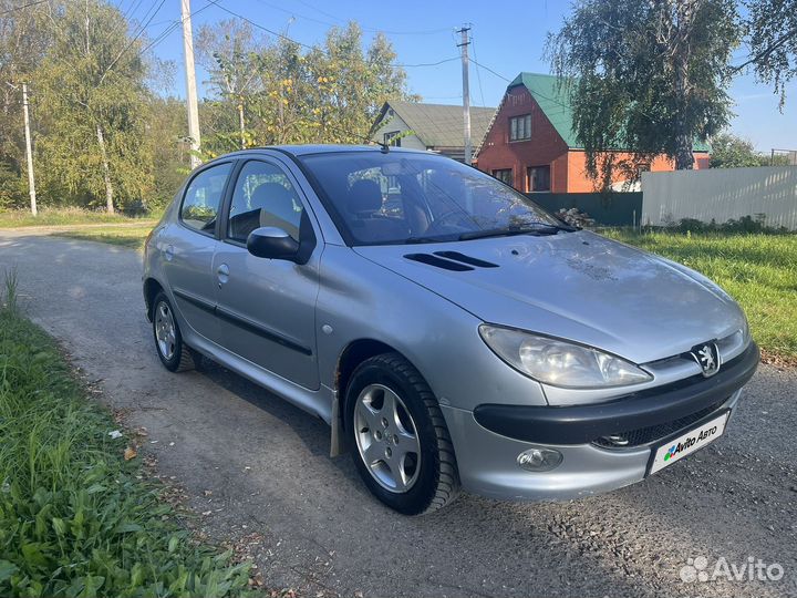 Peugeot 206 1.4 AT, 2005, 199 522 км