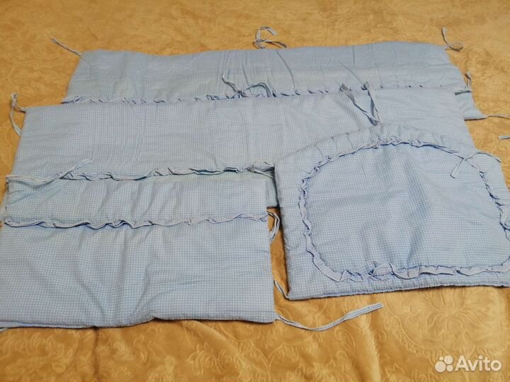 Бортики в кроватку