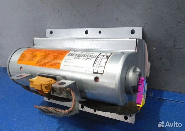 Подушка в торпеду Volvo Xc90 1 Поколение C