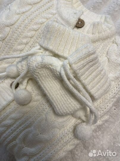 Комплект на выписку вязаный