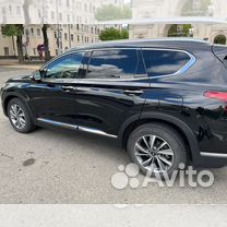 Hyundai Santa Fe 2.0 AT, 2020, 97 000 км, с пробегом, цена 3 190 000 руб.