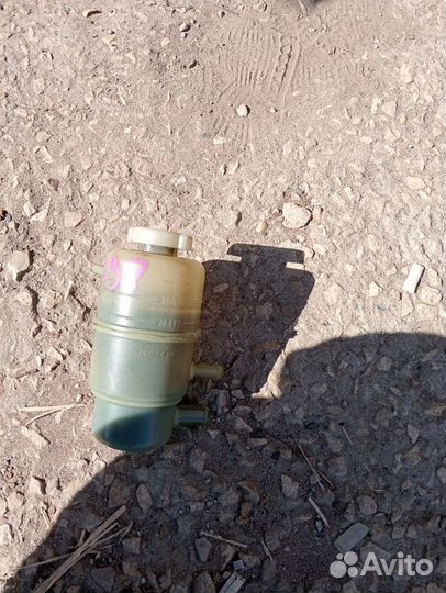 Бачок гидроусилителя citroen c krosser