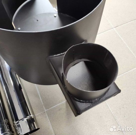 Казан чугунный с печкой с трубой