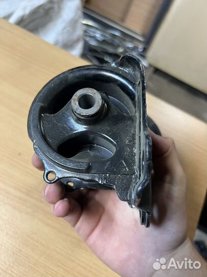 Подушки двигателя Honda