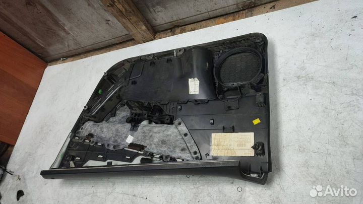 Обшивка двери передней левой Volkswagen Passat B6