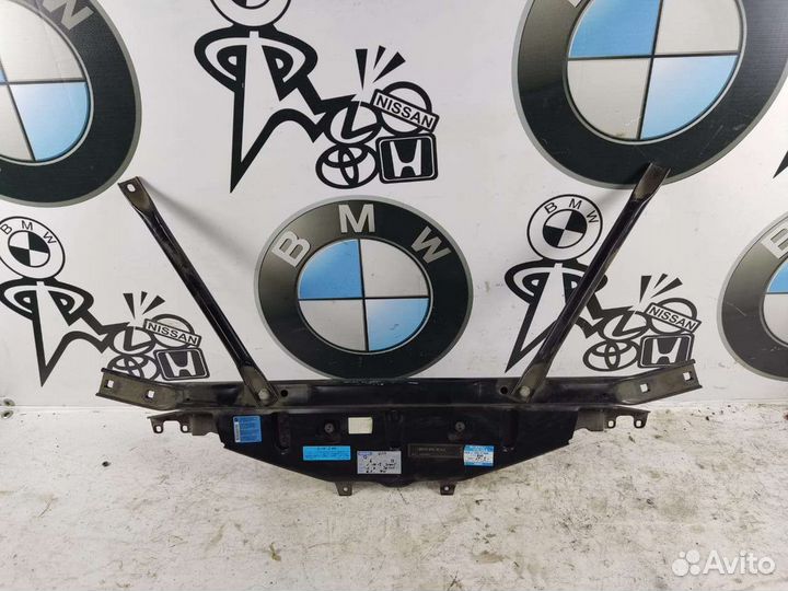 Передняя панель BMW 5 F10