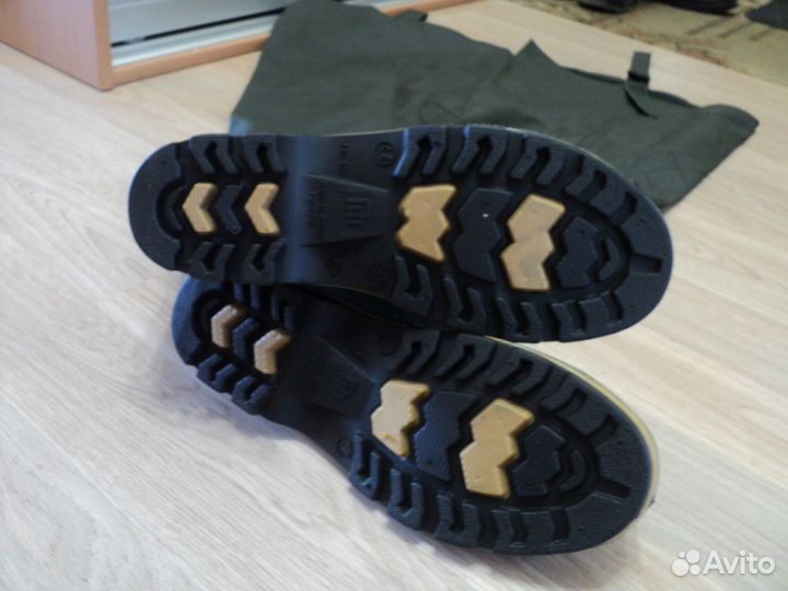 Сапоги болотные