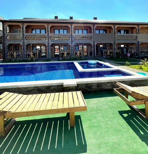 Комната 20 м² в 9-к., 1/2 эт.