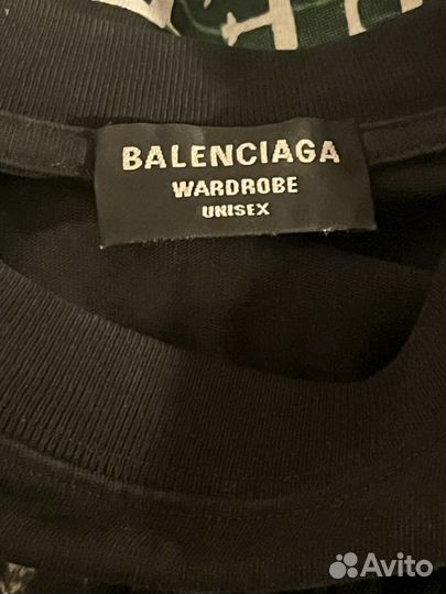 На Руках Balenciaga Speed Hunters Tee