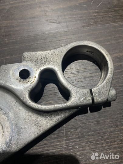 Верхняя траверса для Harley-Davidson V-Rod 02-06