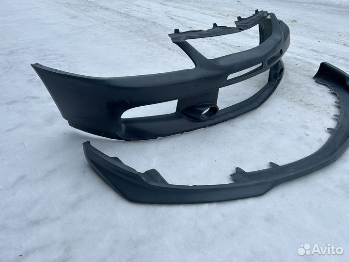 Передний бампер Mitsubishi lancer evolution ct9a