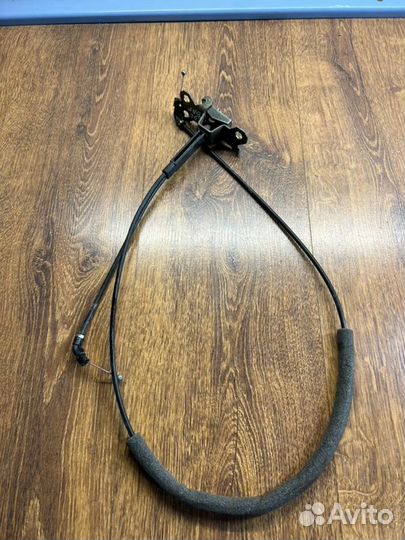 Трос замка багажника задний Volvo Xc90 внедорожник