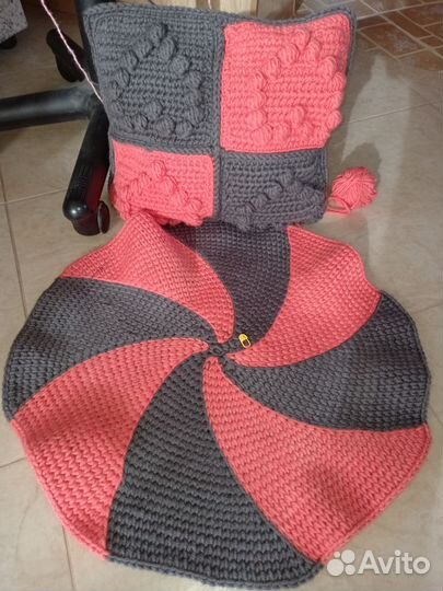 Подушка + коврик. Ручная работа