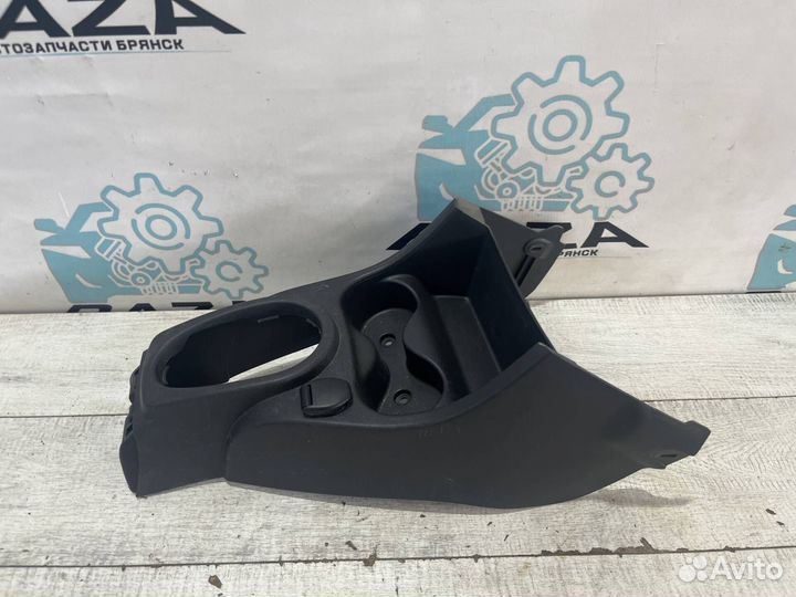 Консоль кпп Renault Sandero Stepway