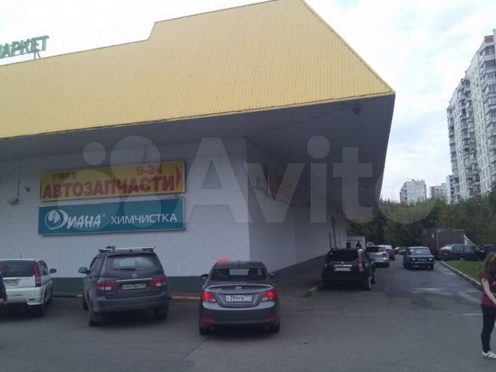 Сдам торговое помещение, 141 м²