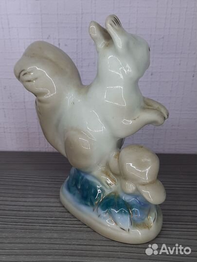 Белка Гжель