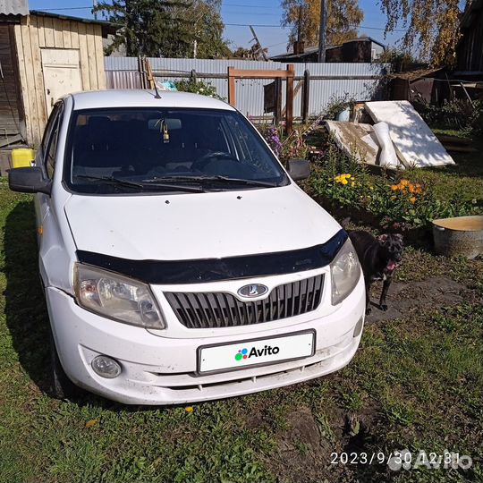 LADA Granta 1.6 МТ, 2013, битый, 143 249 км