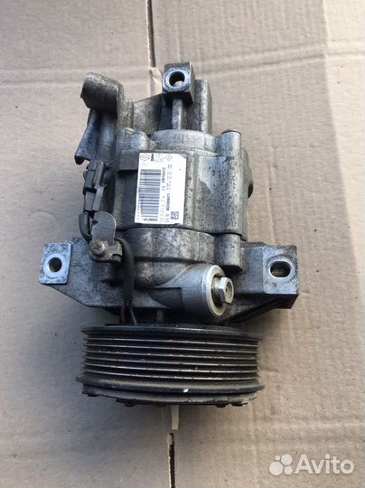 Компрессор кондиционера Renault Sandero 2