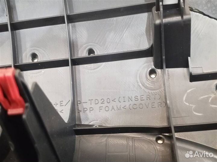 Накладка торпедо Toyota Camry XV70 2017