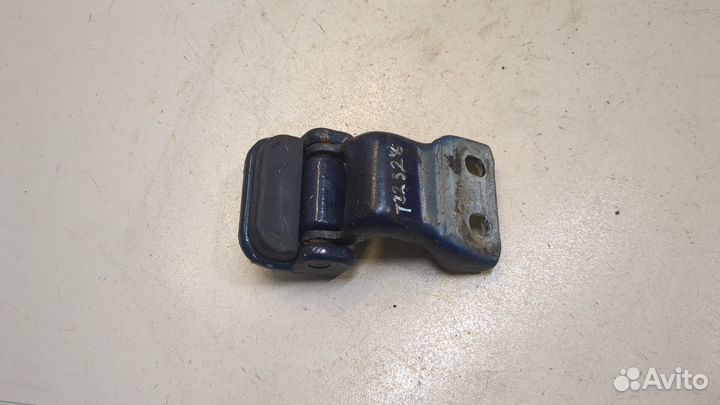 Петля двери Ford Transit, 2008