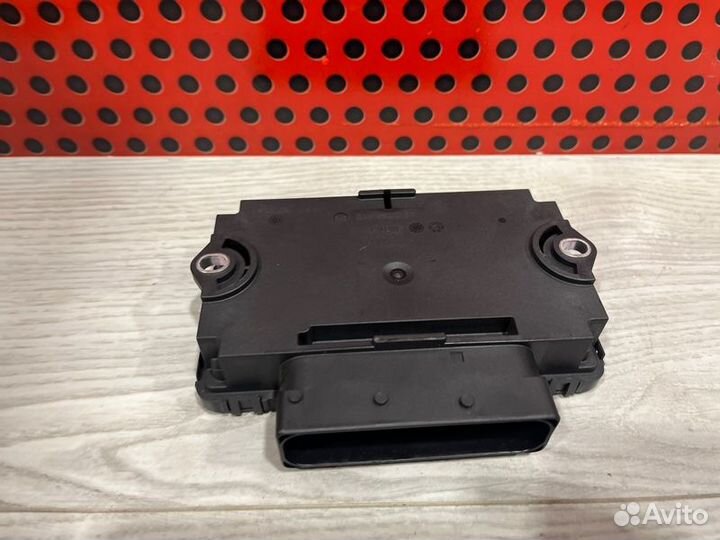 Блок управления стояночным тормозом Porsche