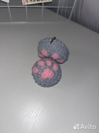 Брелок вязаный