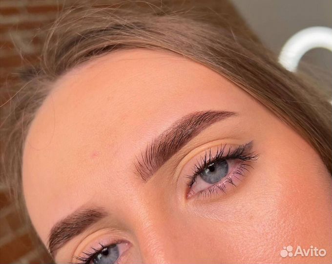 Мастер бровист