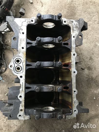 Блок двигателя 1,6 KIA RIO 3