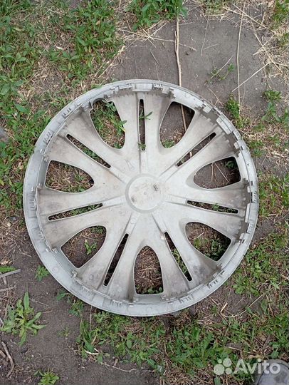 Колпак r16 toyota