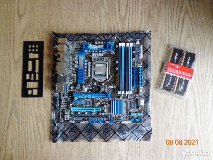 Комплект P8H67-M, core-i3, DDR3 HyperX Fury 16 гб