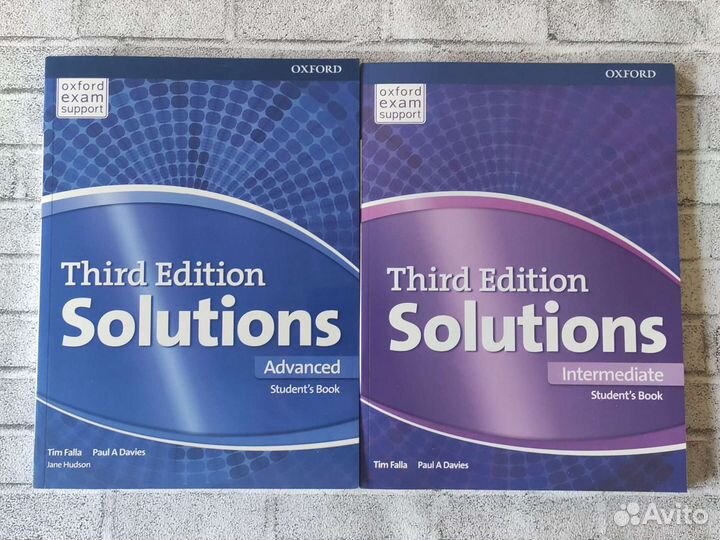 Учебник по английскому языку Solutions