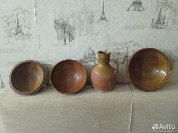 Старинные глиняные тарелки