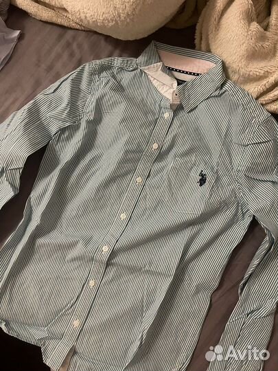 Коробка с одеждой и мелочами