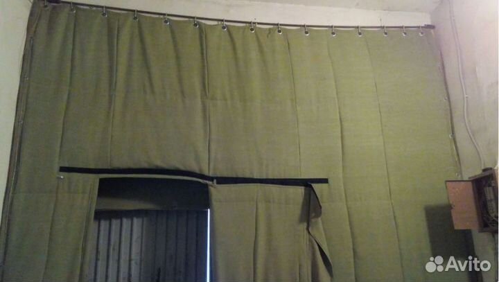 Штора в гараж утепленная из брезента