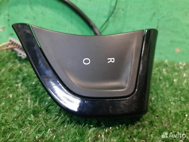 Кнопки мультимедиа на руль Renault Koleos (HY0) 2