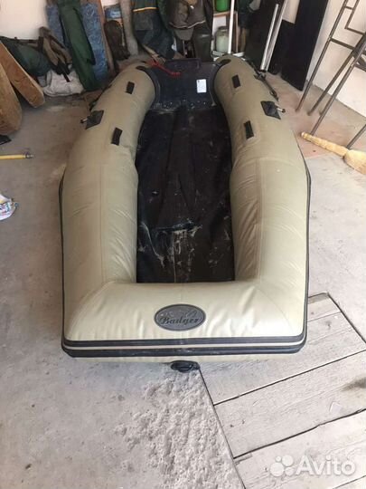 Продаю лодку