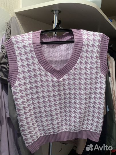 Жилетка вязаная