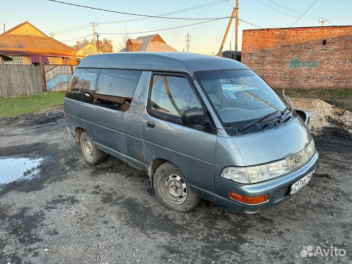 В разборе Town Ace CR21